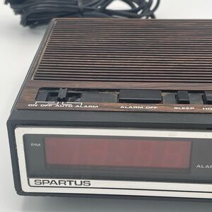 Black and walnut woodgrain Brown vintage Digital Alarm Clock spartus